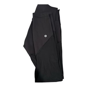 Women’s lululemon cropped mesh leggings